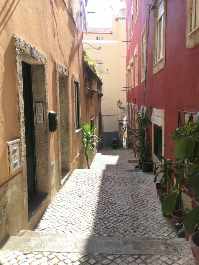 Casa Da Saudade, A Cozy Apartment In Alfama Lisbon Luaran gambar