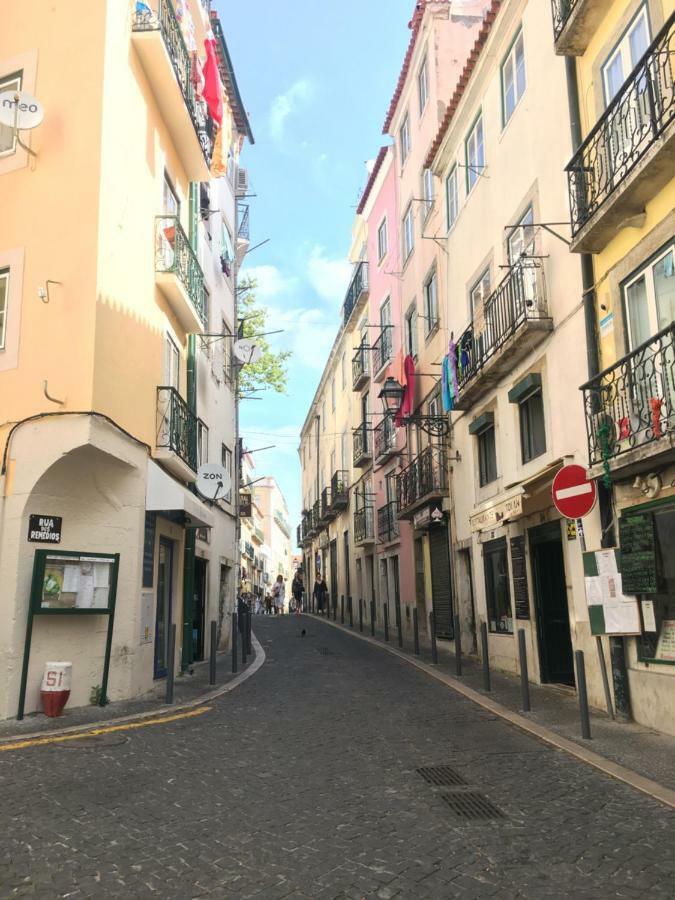 Casa Da Saudade, A Cozy Apartment In Alfama Lisbon Luaran gambar