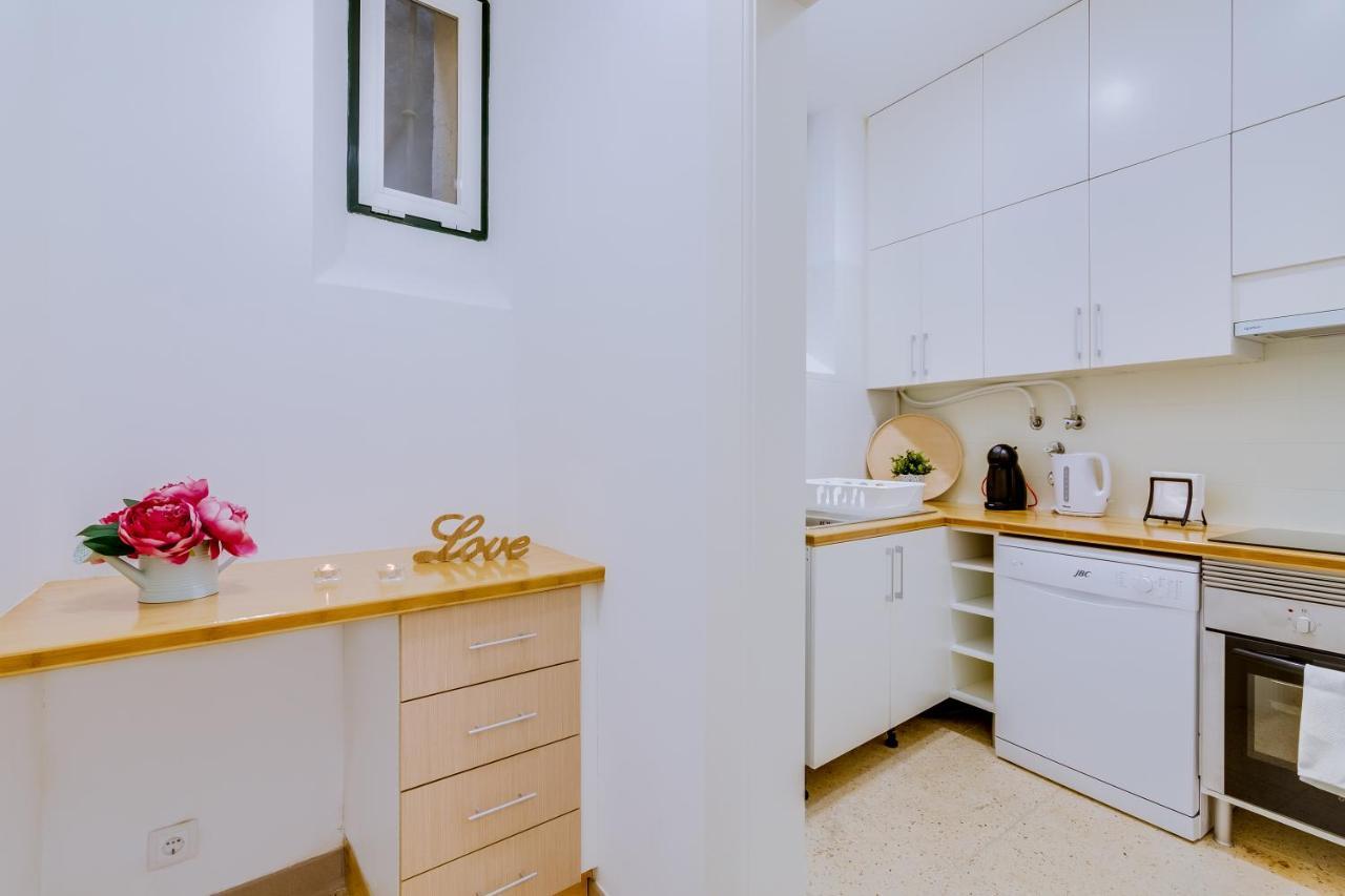 Casa Da Saudade, A Cozy Apartment In Alfama Lisbon Luaran gambar